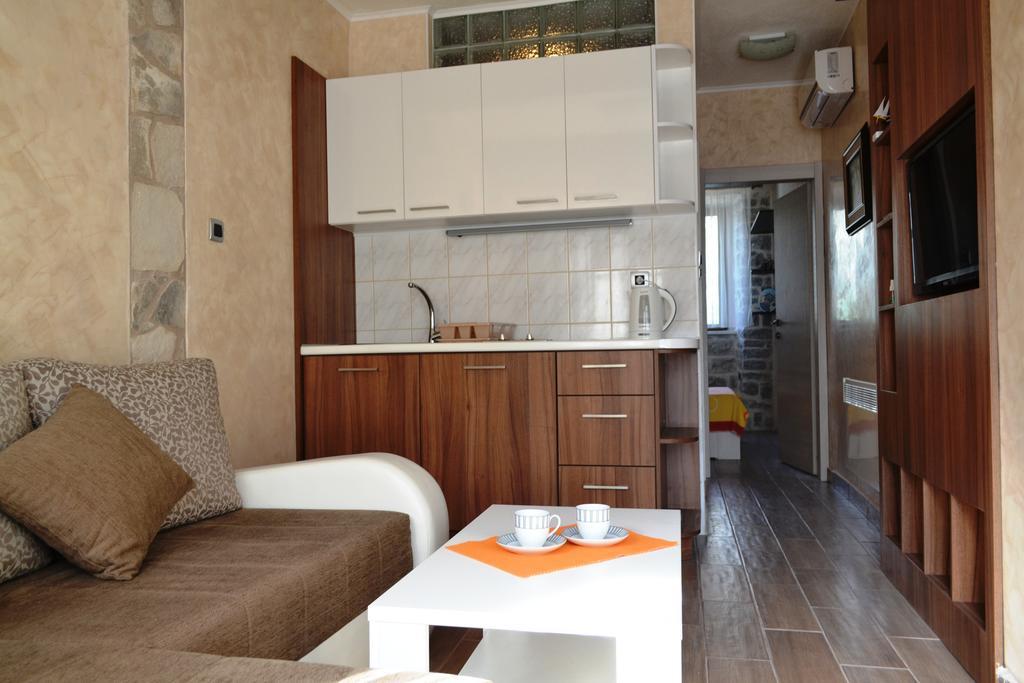 Lanterna Apartments Kotor Værelse billede