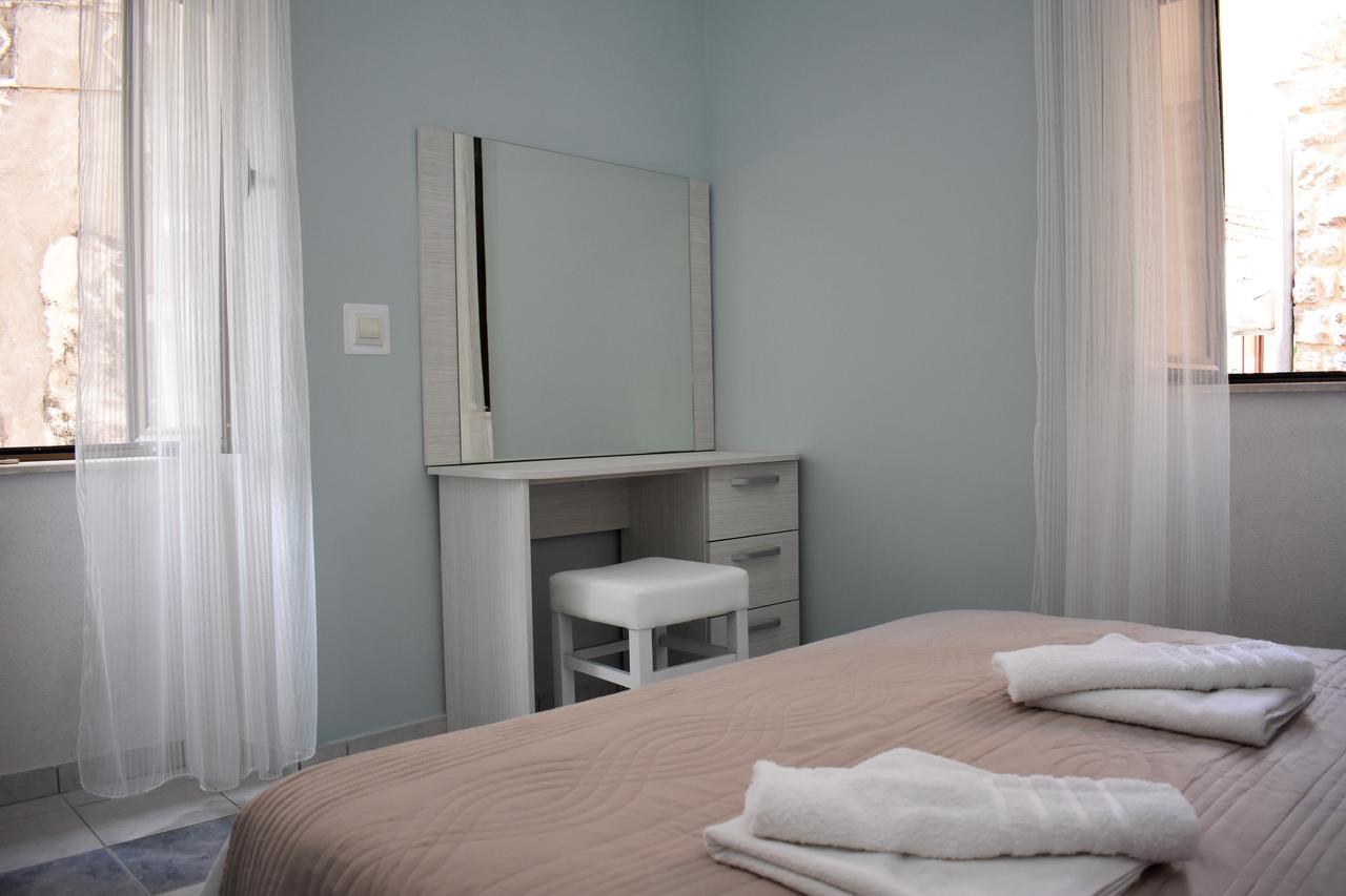Lanterna Apartments Kotor Eksteriør billede